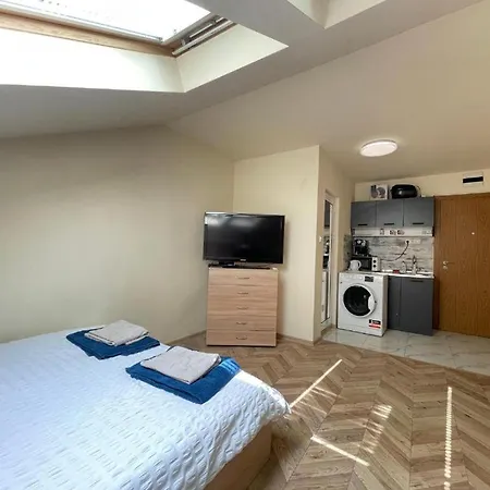 Apartment Centre 1 *